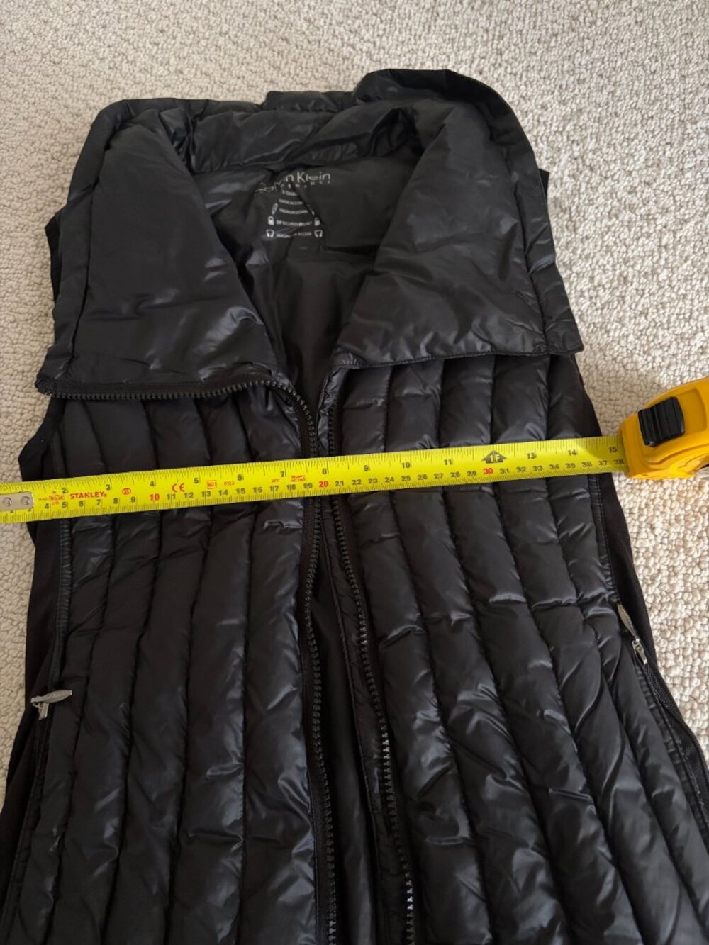 Calvin Klein down vest - Picture 3 of 5